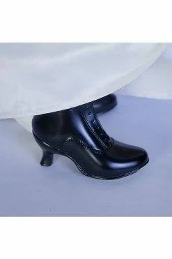 TRICK OR TREAT STUDIOS Tiffany 33" Lifesize Movie Replica Doll From Seed Of Chucky -AKUMU INK shop 0005 seedofchucky tiffany shoes productiondoll