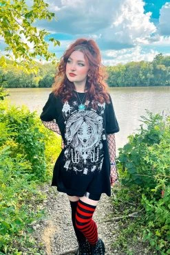 VampireFreaks Fortune Teller Tee [Multiple Styles Available] -AKUMU INK shop 7 58cfa21d 91b3 4765 af62 69e0fc2b7316