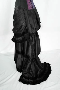 Gallery Serpentine Ebony Victorian Skirt, Made To Order -AKUMU INK shop 800x1200 Vic skirt back
