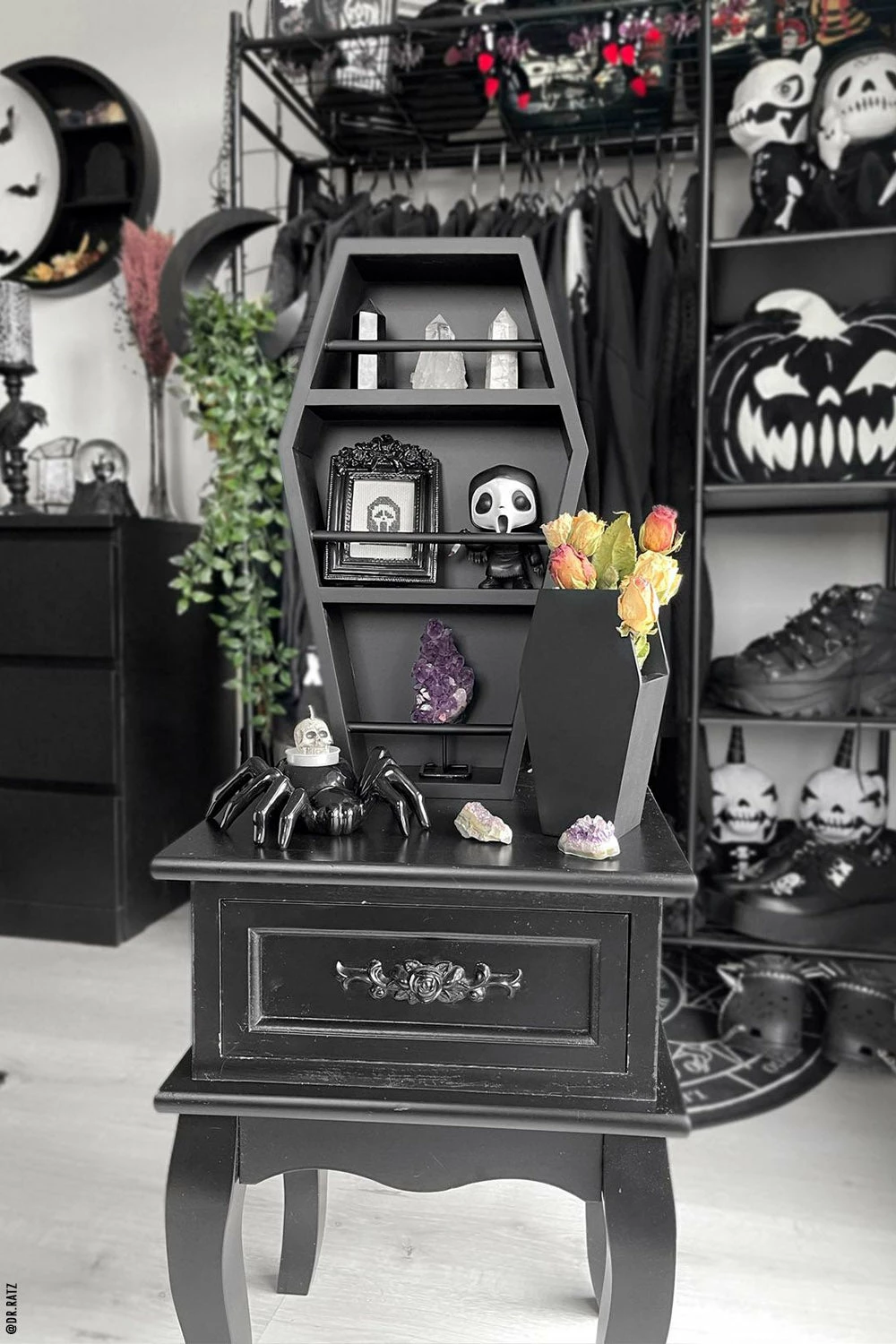 Catalyst Coffin Makeup Organizer Set 12 Catalyst Coffin Makeup Organizer Set - Image 10