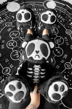 VampireFreaks Grumpy Bones Bear -AKUMU INK shop Goth Fashion Inspiration 07304f88 8482 4439 9927 d9c4aabcceb2