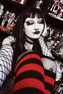 VampireFreaks Bloodthirst Striped Leg Warmers [BLACK/RED] -AKUMU INK shop Goth Leg Warms VampireFreaks