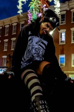 VampireFreaks Mad As A Hatter Hoodie [Zipper Or Pullover] -AKUMU INK shop Natyalicia 2