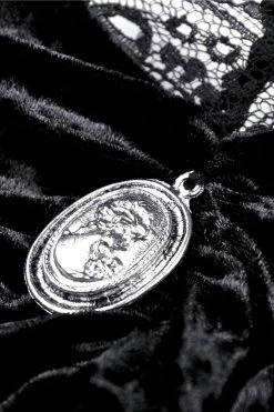 DARK IN LOVE Wednesday Off The Shoulder Top 15 DARK IN LOVE Wednesday Off The Shoulder Top -AKUMU INK shop TW305 200 1024x1024 2x 61cd8f85 5af9 4f9c 8f00 a5d36d91179e