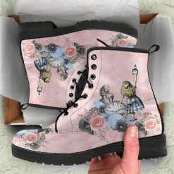 Gallery Serpentine Alice In Wonderland Print Boots, FREE Shipping -AKUMU INK shop alicepink5
