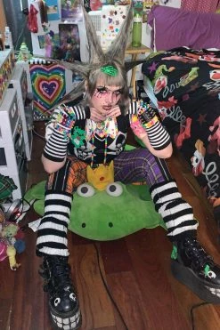 VampireFreaks Love At First Bite Striped Leg Warmers [Black/White] -AKUMU INK shop clowncore clothes