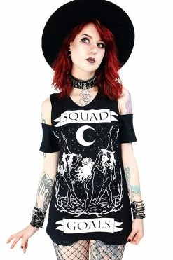 RESTYLE Squad Goals Cold Shoulder T-Shirt -AKUMU INK shop eng pl Black witches cold shoulder T shirt Squad Goals 1842 6