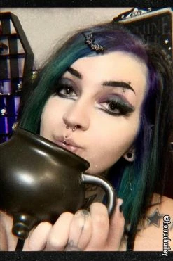 VampireFreaks Conjuring Cauldron Mug -AKUMU INK shop finallasda