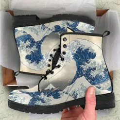 Gallery Serpentine The Great Wave, Vegan Boots, FREE Shipping -AKUMU INK shop front 5 1024x1024 2x 98a1f570 eabe 4100 a924 b32065090fe7