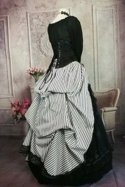 Gallery Serpentine Hampstead Heath Victorian Bustle Skirt -AKUMU INK shop hampsteadheath230or250custwith hoopskirt sb
