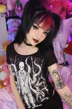 VampireFreaks Slender Sickness Tee [Multiple Styles Available] -AKUMU INK shop https vampirefreaks.com products alice in murderland sweatshirtfsr