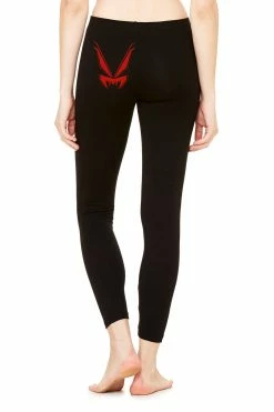 VampireFreaks Vampire Bat Leggings [Red Bats] -AKUMU INK shop leggings back e959b56f 0449 475c 86d3 037094e0c38e