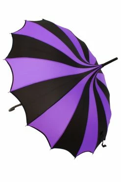 VampireFreaks Batwing Pagoda Umbrella [BLACK/PURPLE STRIPED] -AKUMU INK shop purple umbrella 02