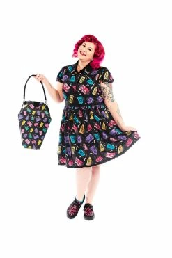 SOURPUSS Rude Tombs Coffin Purse -AKUMU INK shop sturuysf