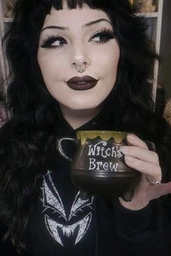 VampireFreaks Witch's Brew Oozing Cauldron Mug -AKUMU INK shop tstrterteertertesfsd