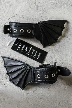 RESTYLE Batwing Shoe Cuffs -AKUMU INK shop ttttttt 30bed96d ef15 4ea6 a463 f6051268624b