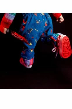 TRICK OR TREAT STUDIOS Ultimate Chucky Doll [Lifesize 29"] -AKUMU INK shop uc glamourshot2