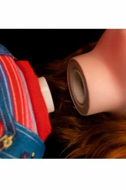 TRICK OR TREAT STUDIOS Ultimate Chucky Doll [Lifesize 29"] -AKUMU INK shop uc neckdetail2