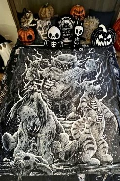 VampireFreaks Winnie The Pooh's Bloody Honey Throw Blanket