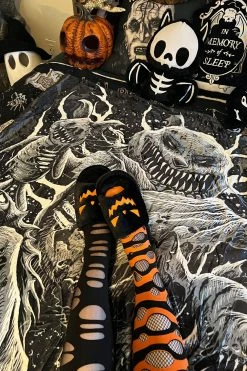 VampireFreaks Winnie The Pooh's Bloody Honey Throw Blanket -AKUMU INK shop winnie the pooh blanket 06