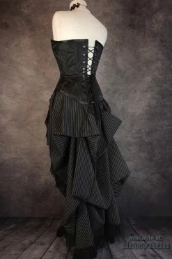 Gallery Serpentine Venus Revisited, Australian Made Corset 23 Gallery Serpentine Venus Revisited, Australian Made Corset -AKUMU INK shop wmvenus bare sb 188kb